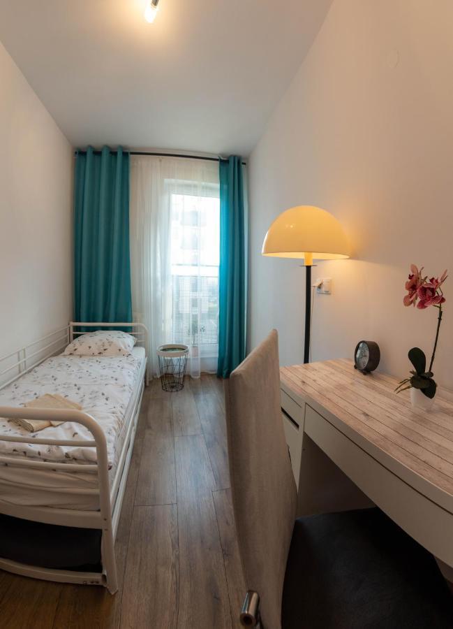 Loftowy Wypoczynek Goldair Poznań